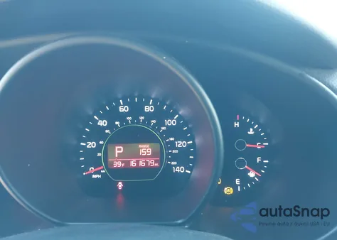 2016 Kia Soul Base z USA, uszkodzony, nr VIN KNDJN2A29G7408001